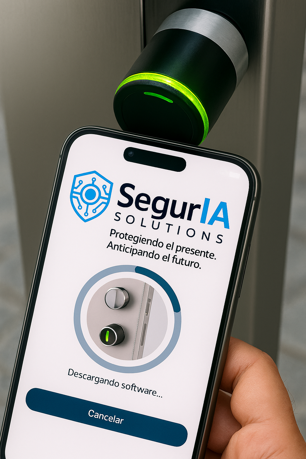 Smartphone abriendo puerta con credencial móvil NFC en edificio residencial